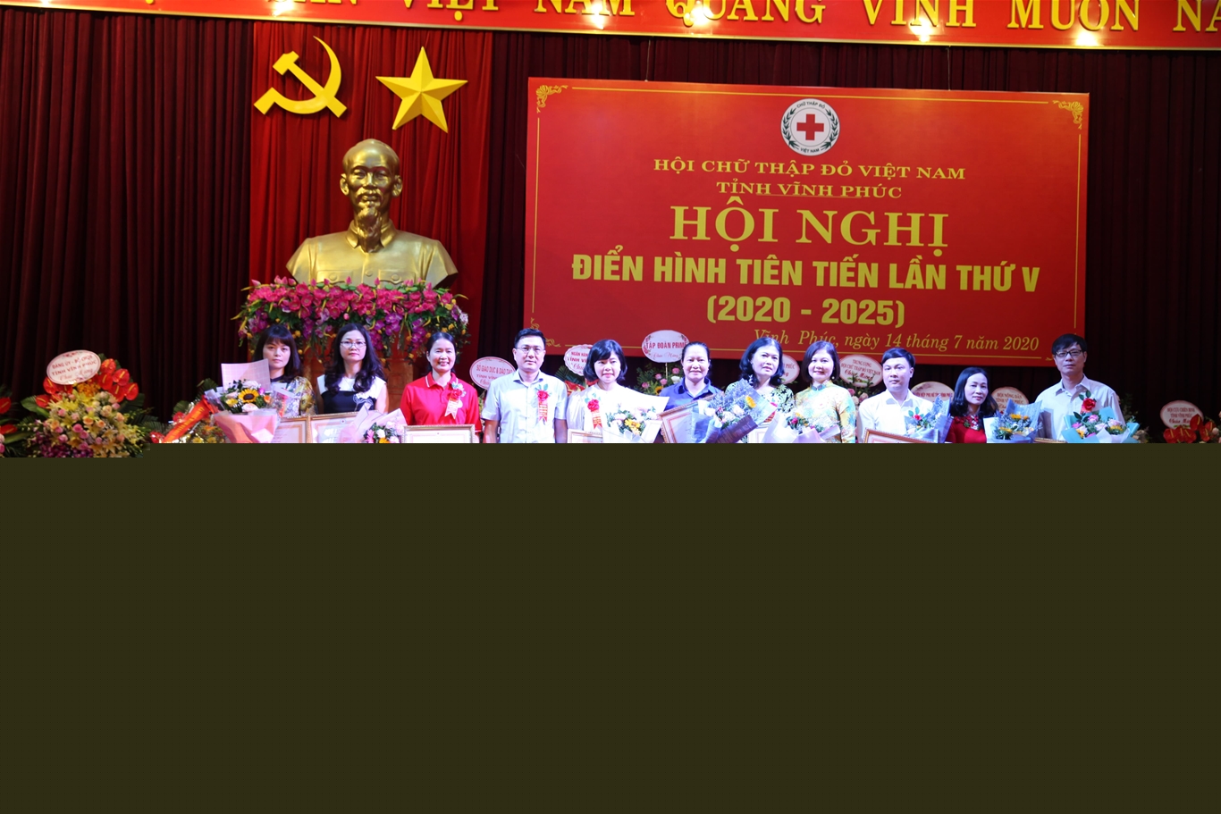 Vĩnh Phúc: Tuyên dương điển hình tiên tiến trong công tác Chữ thập đỏ